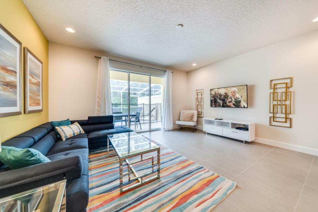 Charming Townhome With Private Pool Near Villa Orlando