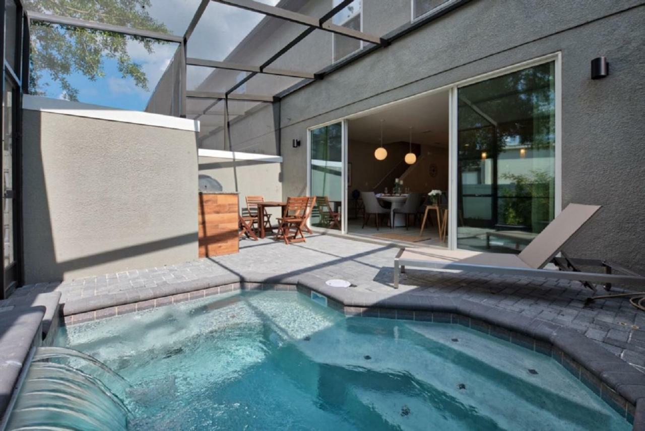 Wonderful Townhomes With Four Bedrooms Close To Holiday home Orlando