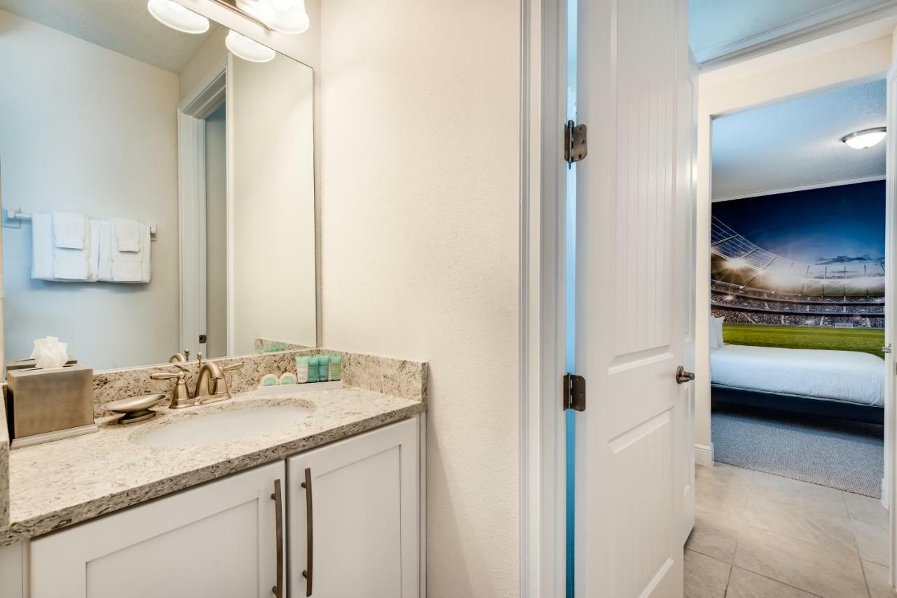 Holiday home Chic By Rentyl With Mini Soccer Field & Golf Near - 7715f