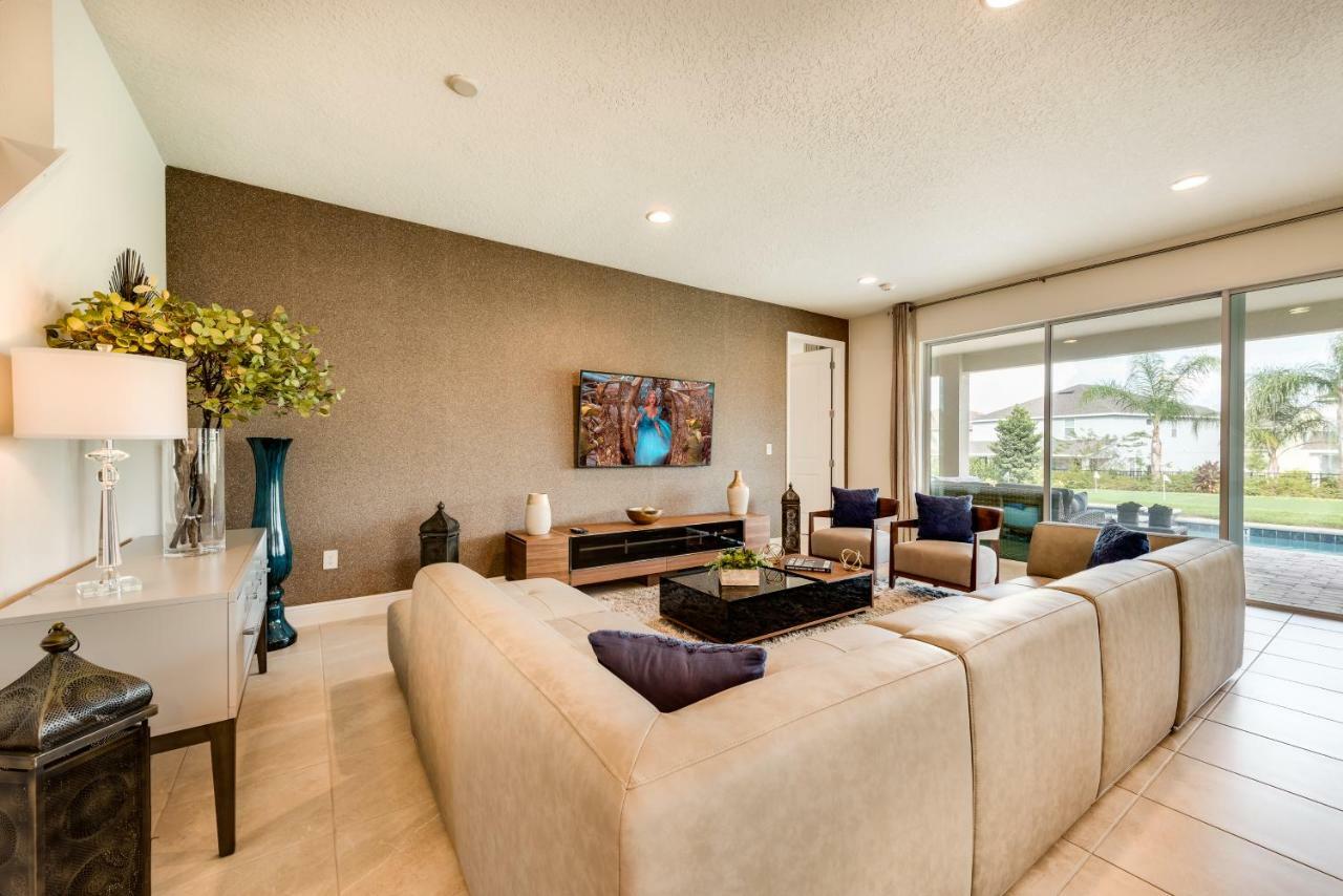 Chic By Rentyl With Mini Soccer Field & Golf Near - 7715f Holiday home *