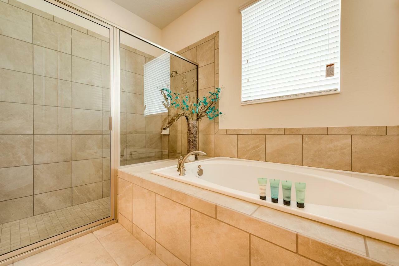 Holiday home Chic By Rentyl With Mini Soccer Field & Golf Near - 7715f Orlando