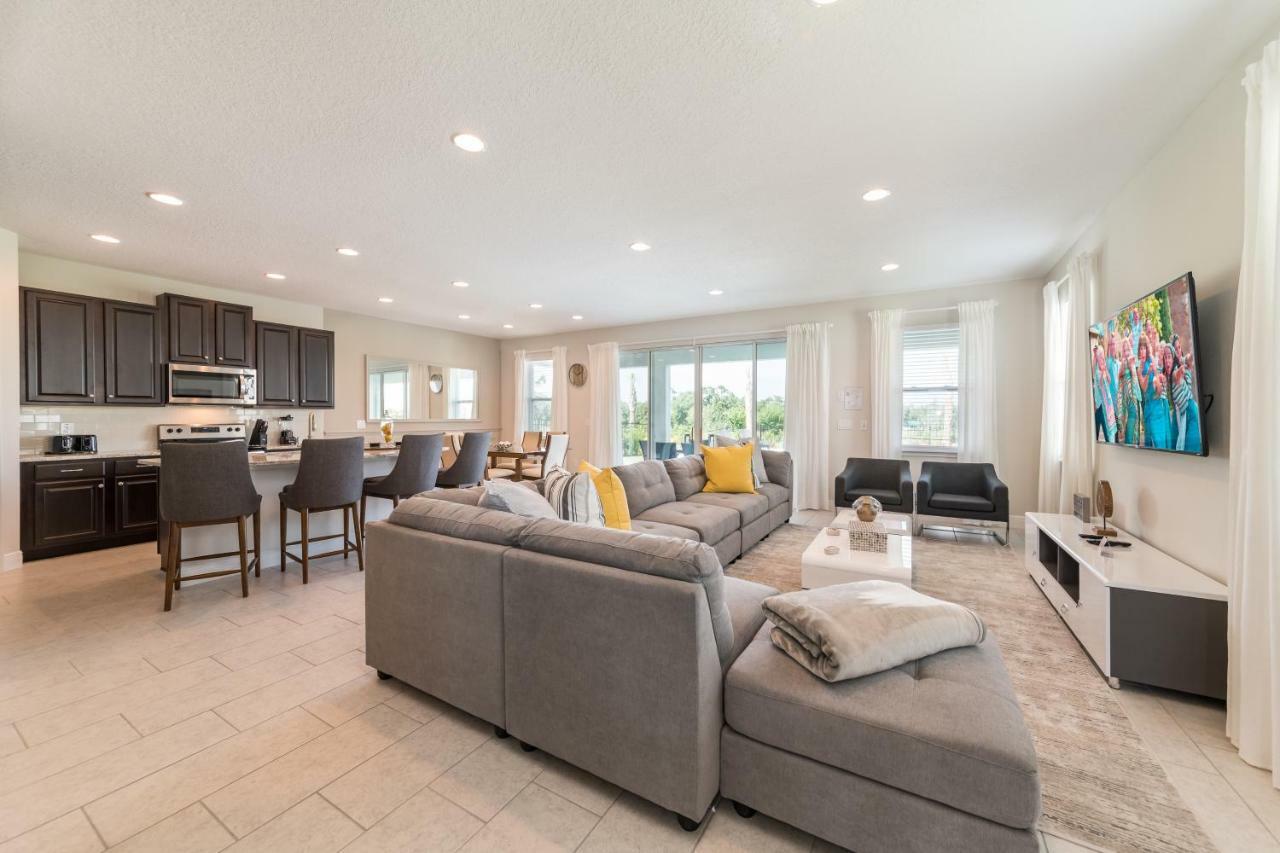 Charming By Rentyl Near With Private Pool, Game & Amenities - 7489m Orlando