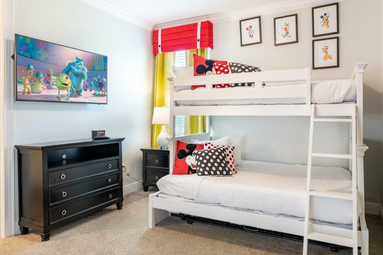 Holiday home Brilliant Home: Disney-adjacent With Private Pool And Game *