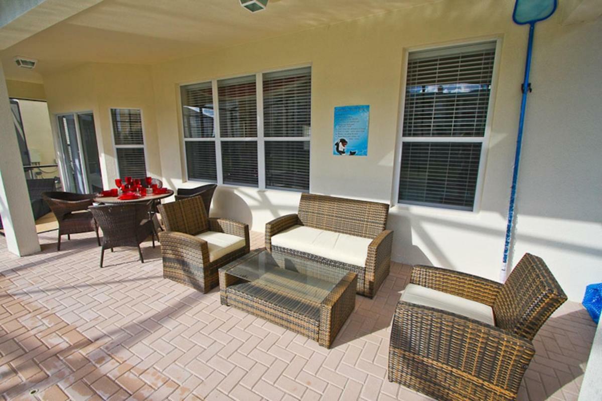 Flagstone Villa