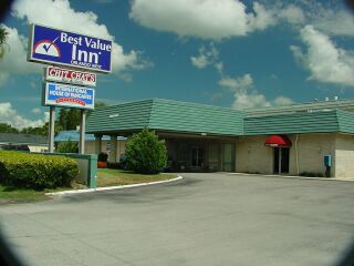 Budget And Suites West Hotel 2*