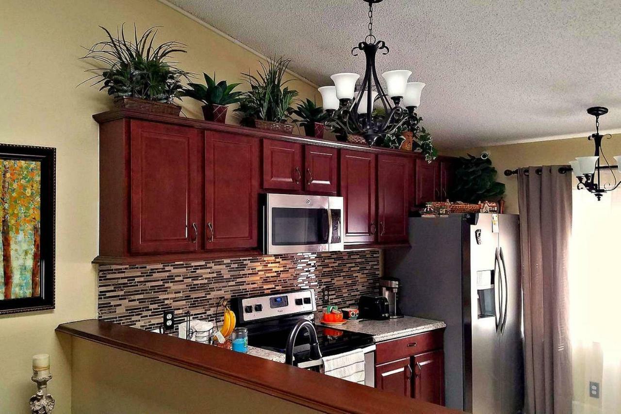 A Private Bedroom * Orlando