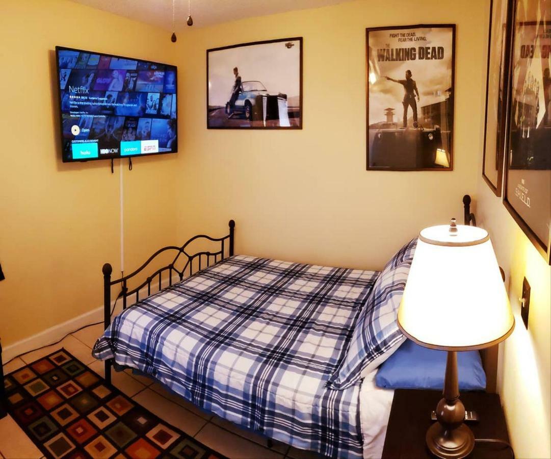 A Private Bedroom Homestay