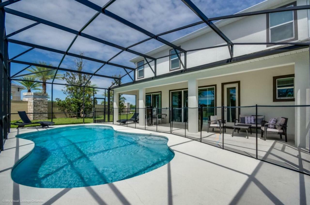 Magnificent Single With Private Pool And Game So2601