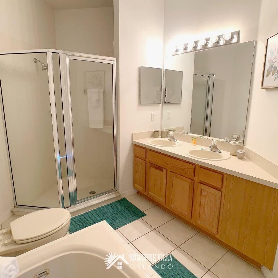 Sunshine Villa: Affordable Luxury Near World Orlando