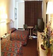 Imperial Swan & Suites Hotel 2*