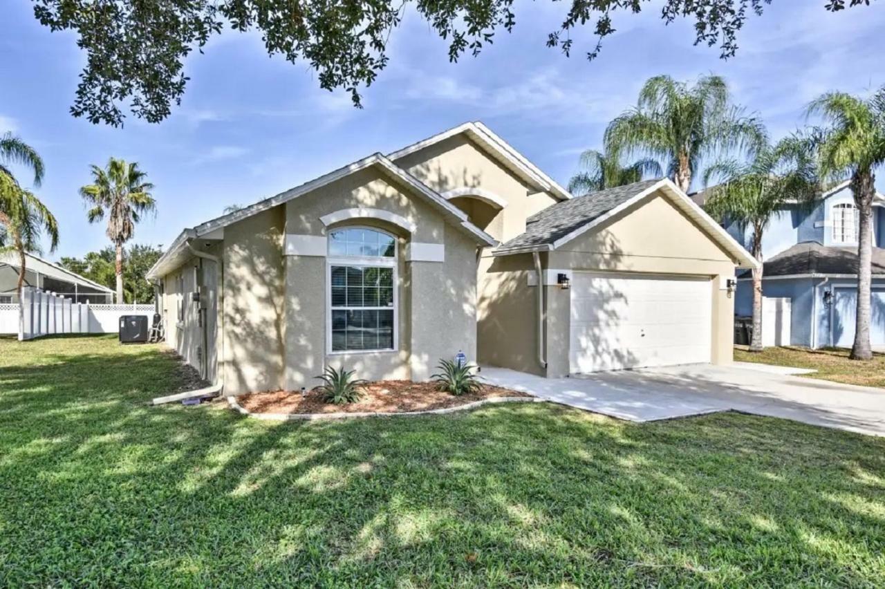 Holiday home Mickey's Landing: Luxurious 4br Retreat With Pool & Game Orlando