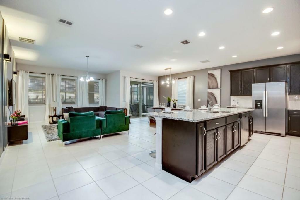 Villa 1780spp New 7 Bedroom 5 Bathroom Solara *