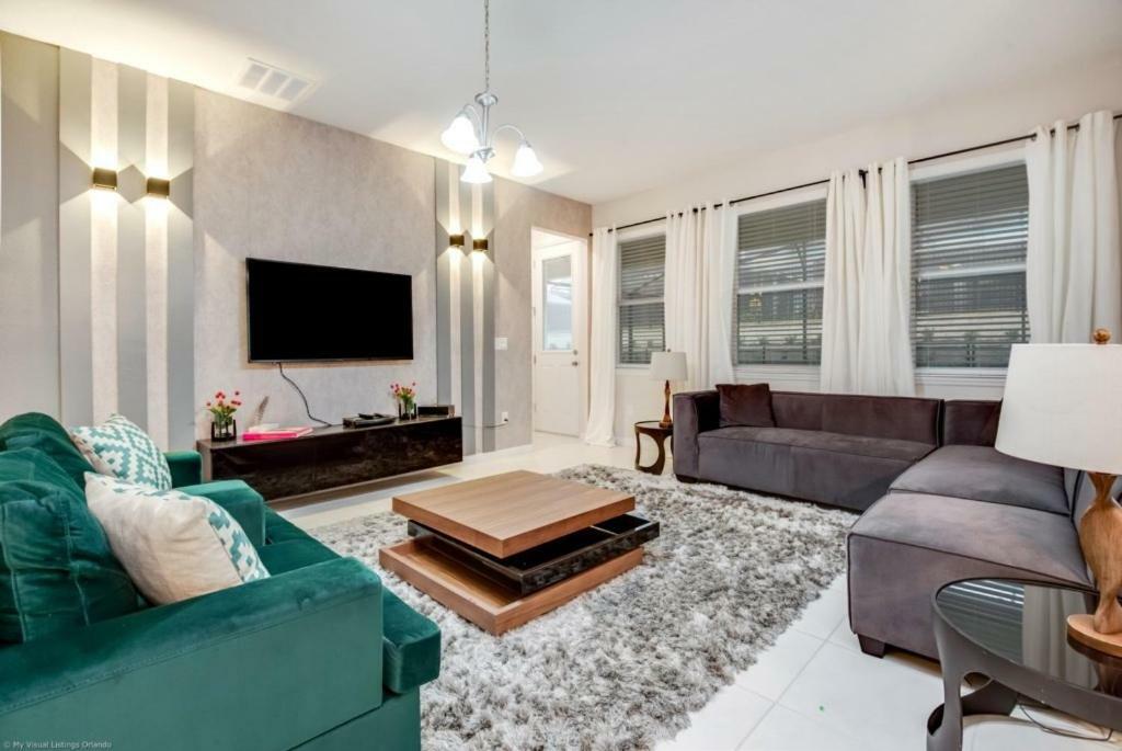 1780spp New 7 Bedroom 5 Bathroom Solara