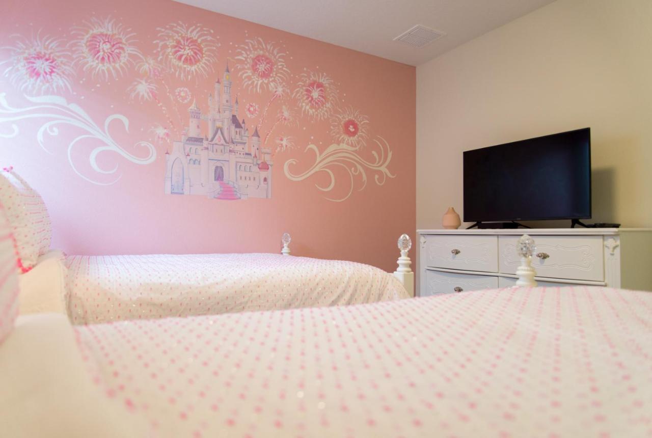 Holiday home Fairy Tales At Storey Lakes Orlando