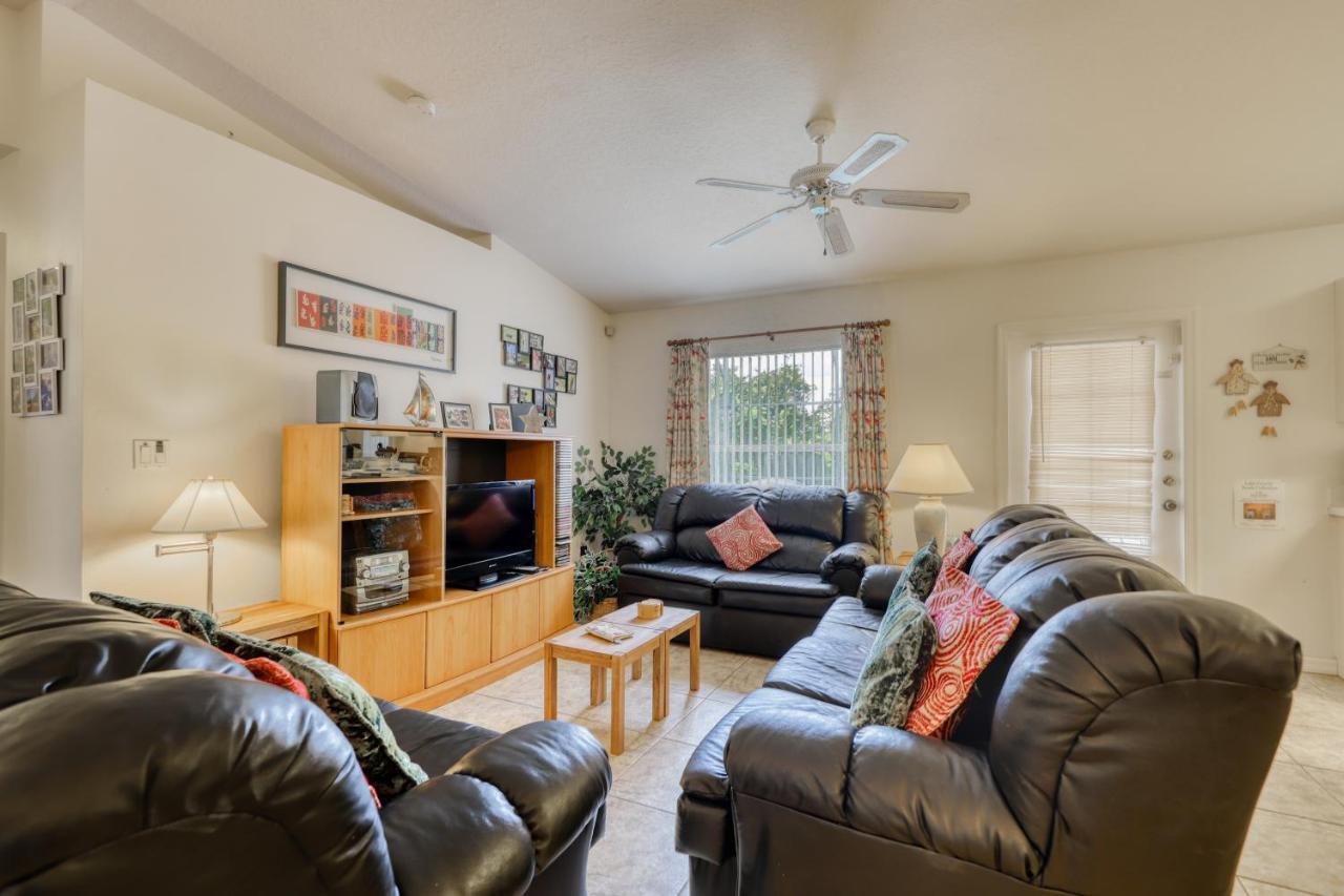 Sunshine Grove Holiday home *
