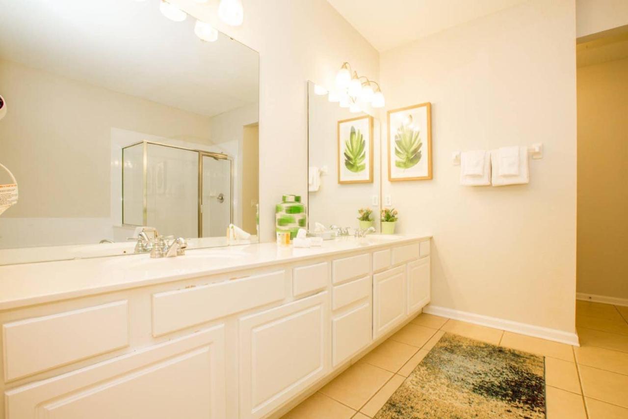 Vista Cay Luxury 3 Bedroom Apartment *