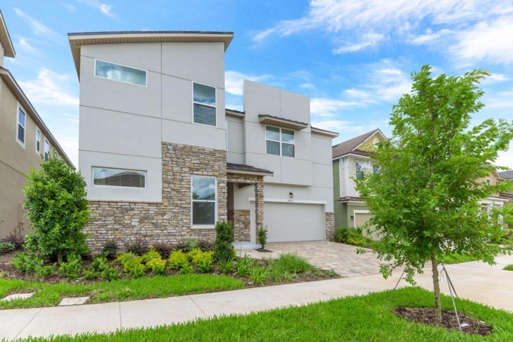 Amazing 6 Bedroom 5 Bathroom Solara *