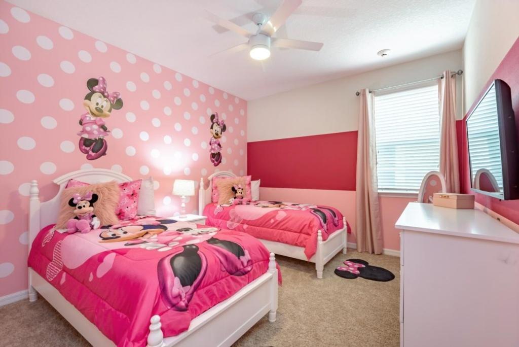 Amazing 6 Bedroom 5 Bathroom Solara * Orlando