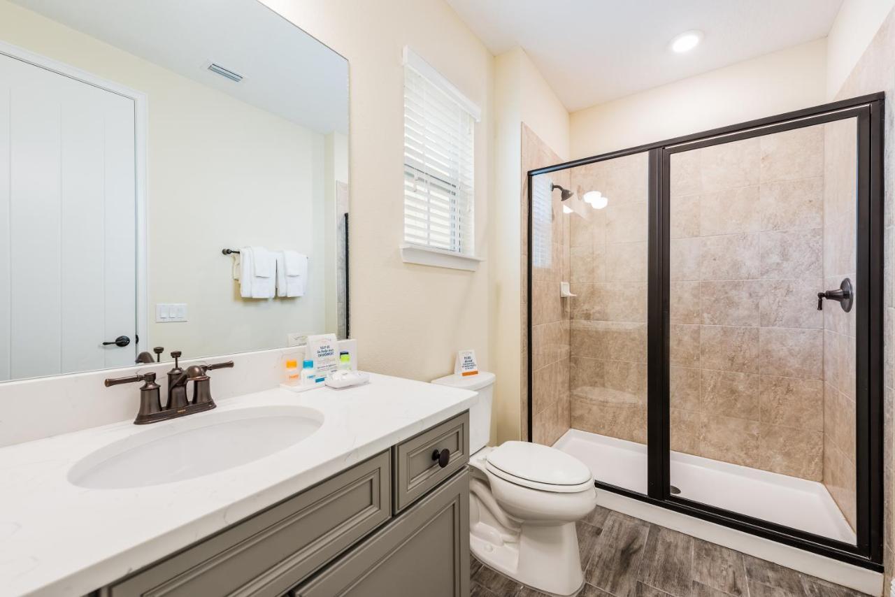 Daily Housekeeping Included, Amenities, Near Disney Holiday home *