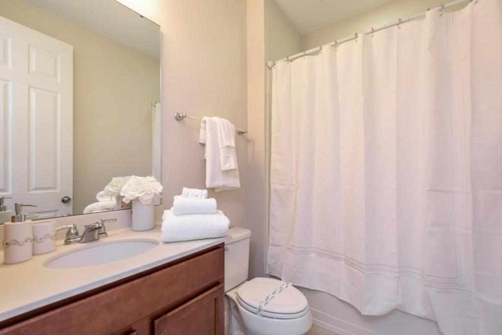 Amazing 6 Bedroom 5 Bathroom Solara * Orlando