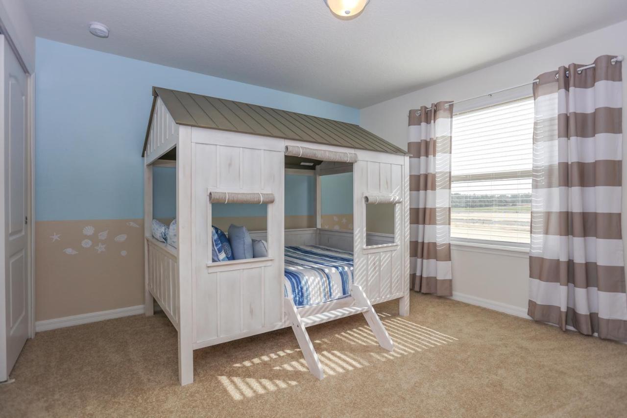 Villa Conveniently Located Near - Family Friendly *