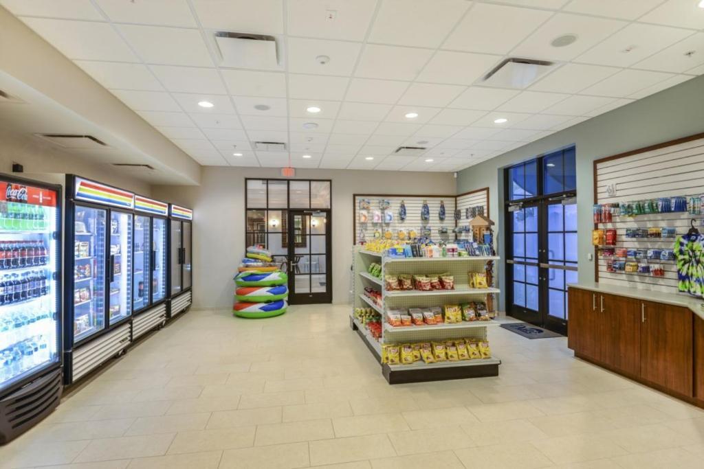 Villa Conveniently Located Near - Family Friendly Orlando