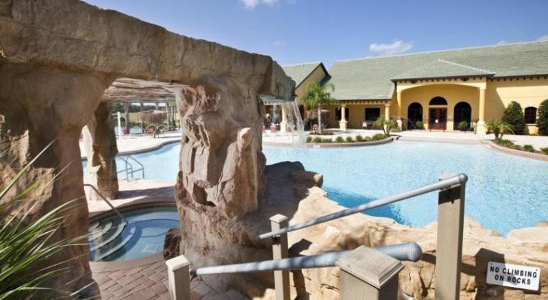 5 Bedroom 5 Bath Pool With In Paradise Palms Holiday home Orlando