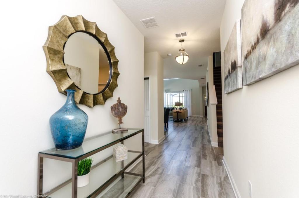 Storey Ihr 4054 Villa Hunters Creek