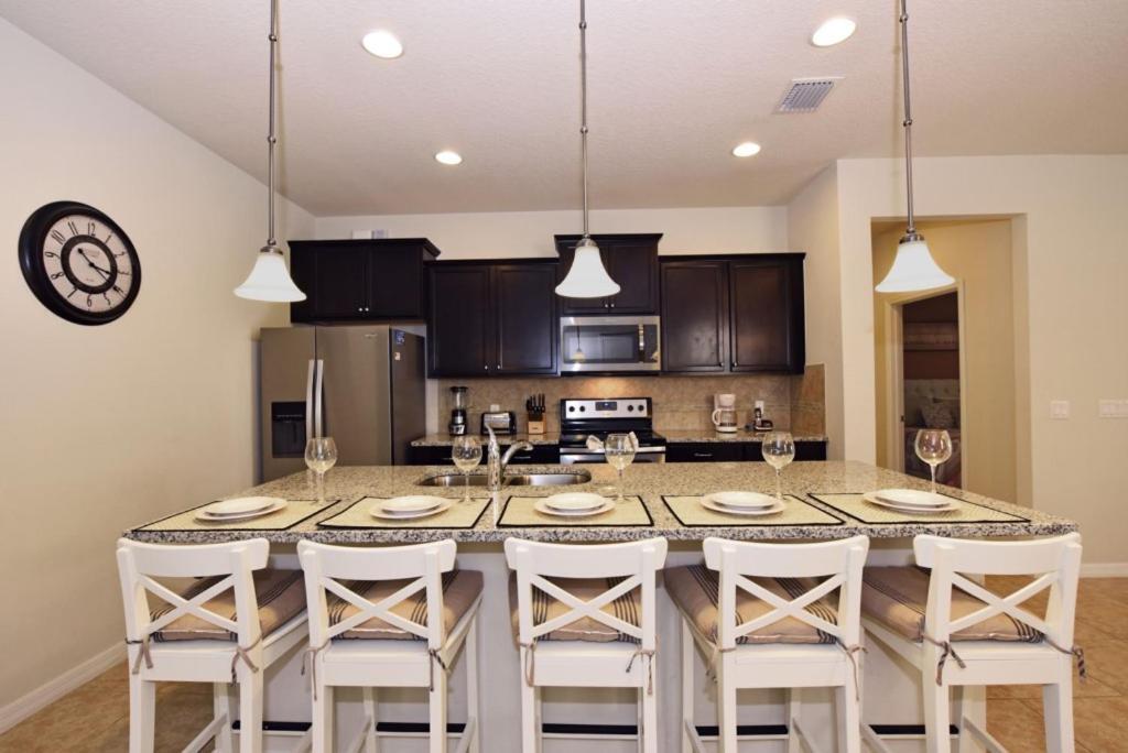 Windsor At Westside - Seven Bedroom Pool Holiday home