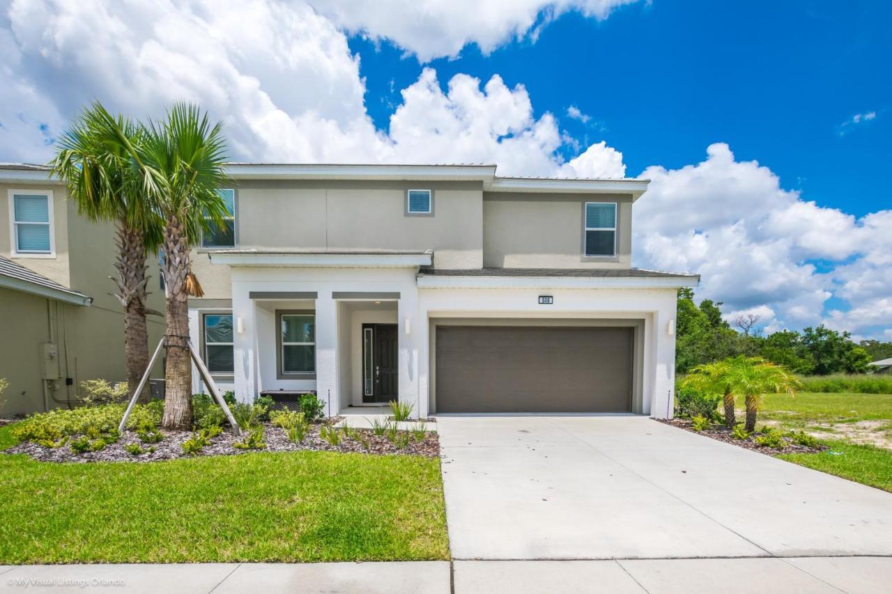 Villa Spacious And Modern 8 Bedroom 5 Bathroom