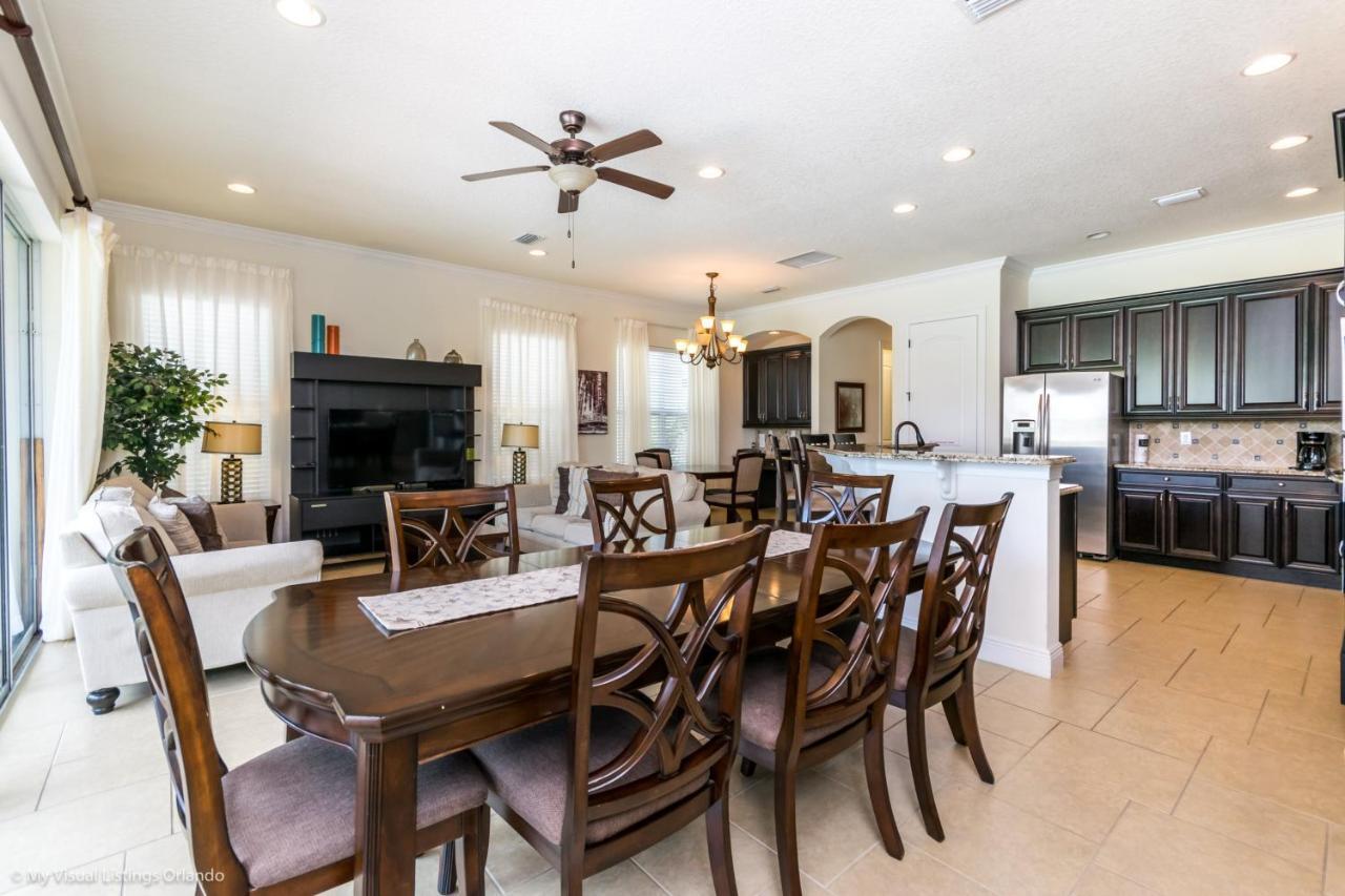 Elegant 5bed 5ba Game Pool 1080cp Villa