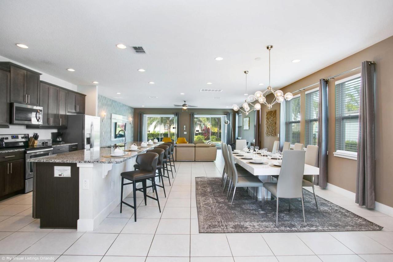 9 Bedroom Vacation With Pool Holiday home Orlando