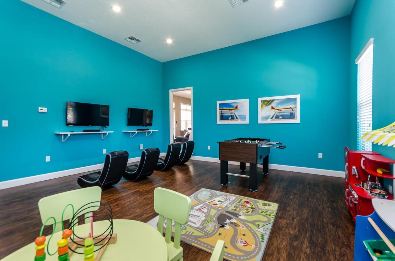 Holiday home 3299ccp Lucaya Village Townhome