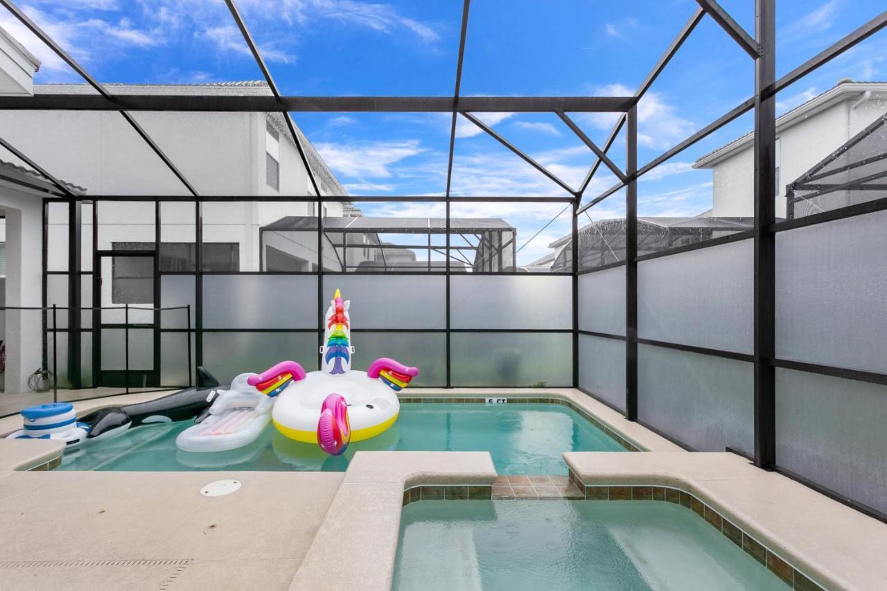 Elegant! 5bed 4ba Game Pool 4778kcc Villa