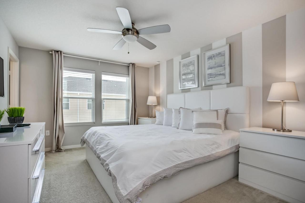 5128kway Amazing New Compass Bay Holiday home