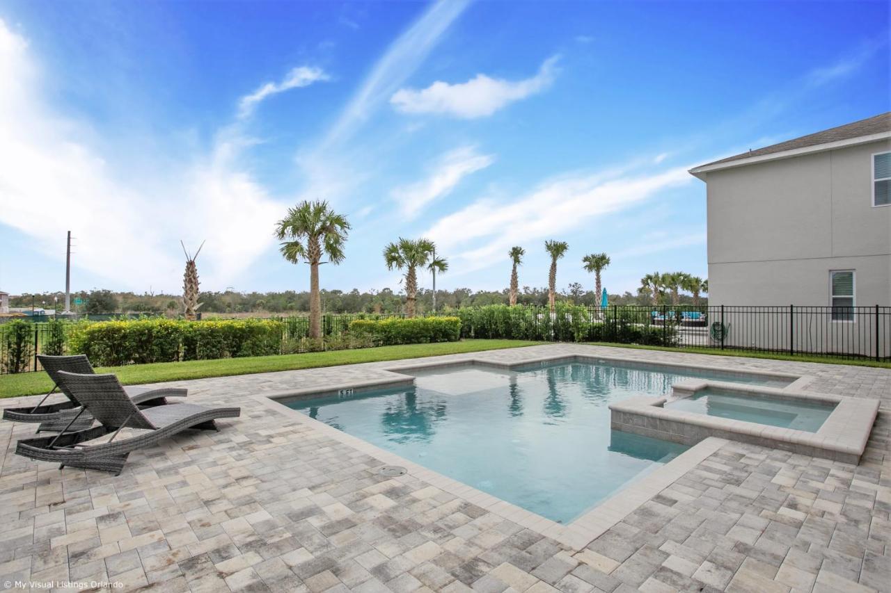 11 Bedroom Vacation With Pool Holiday home *