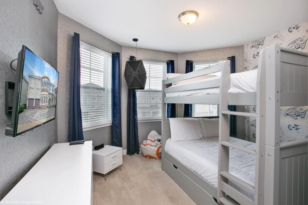 11 Bedroom Vacation With Pool *