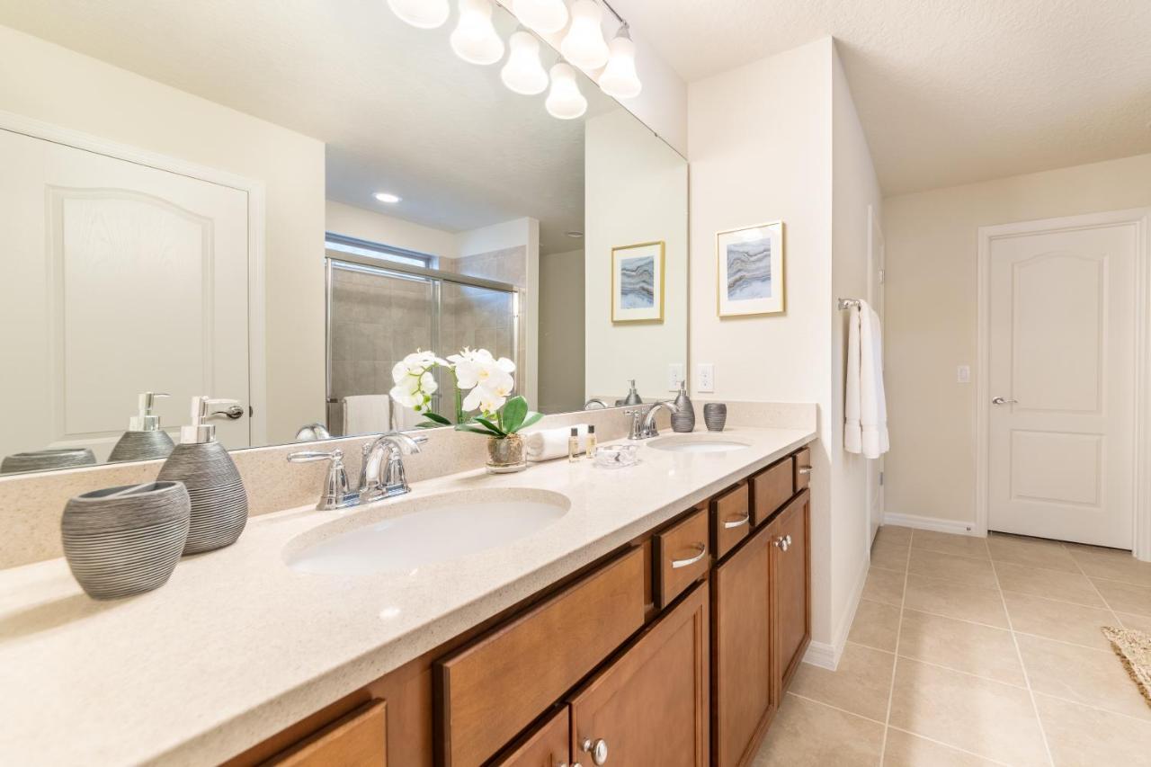 Amazing With Themed Bedrooms Holiday home Orlando