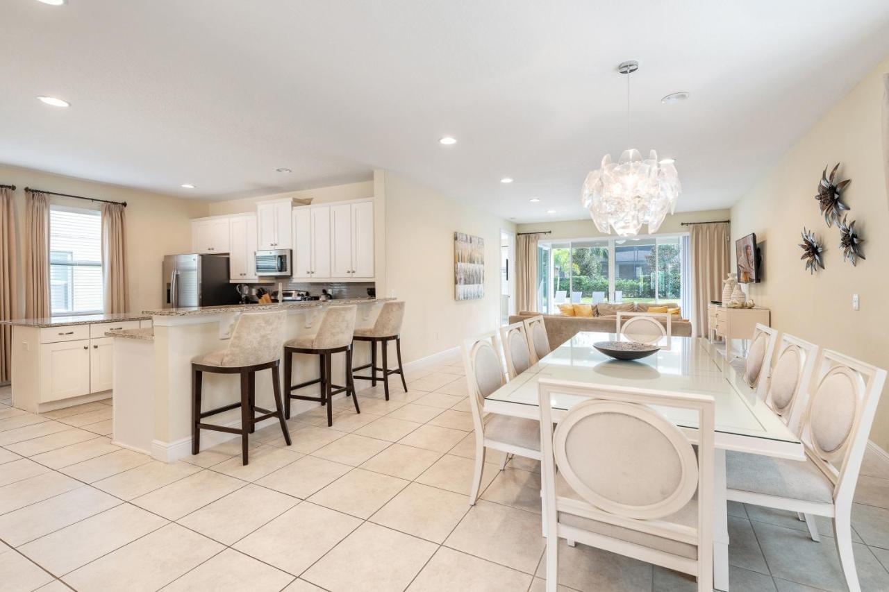 Lovely By Rentyl Near With Private Pool, Movie & Amenities - 741l * Orlando