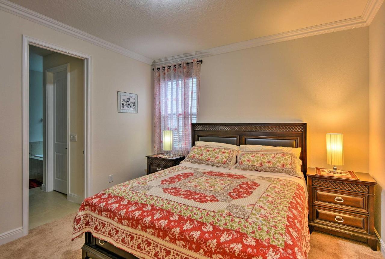 Kissimmee Oasis With Patio About 5 Mi To Disney! Holiday home