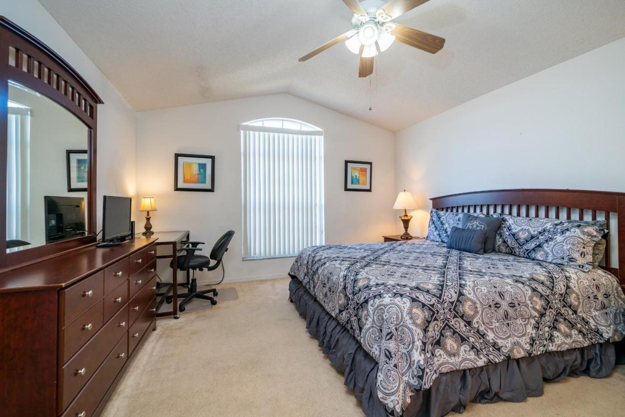 639 4-bed Vacation Near Holiday home *