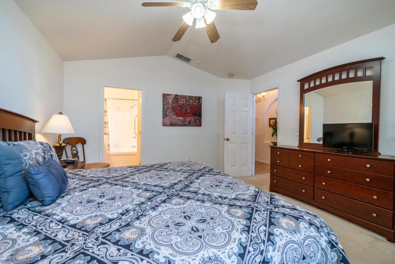 Holiday home 639 4-bed Vacation Near