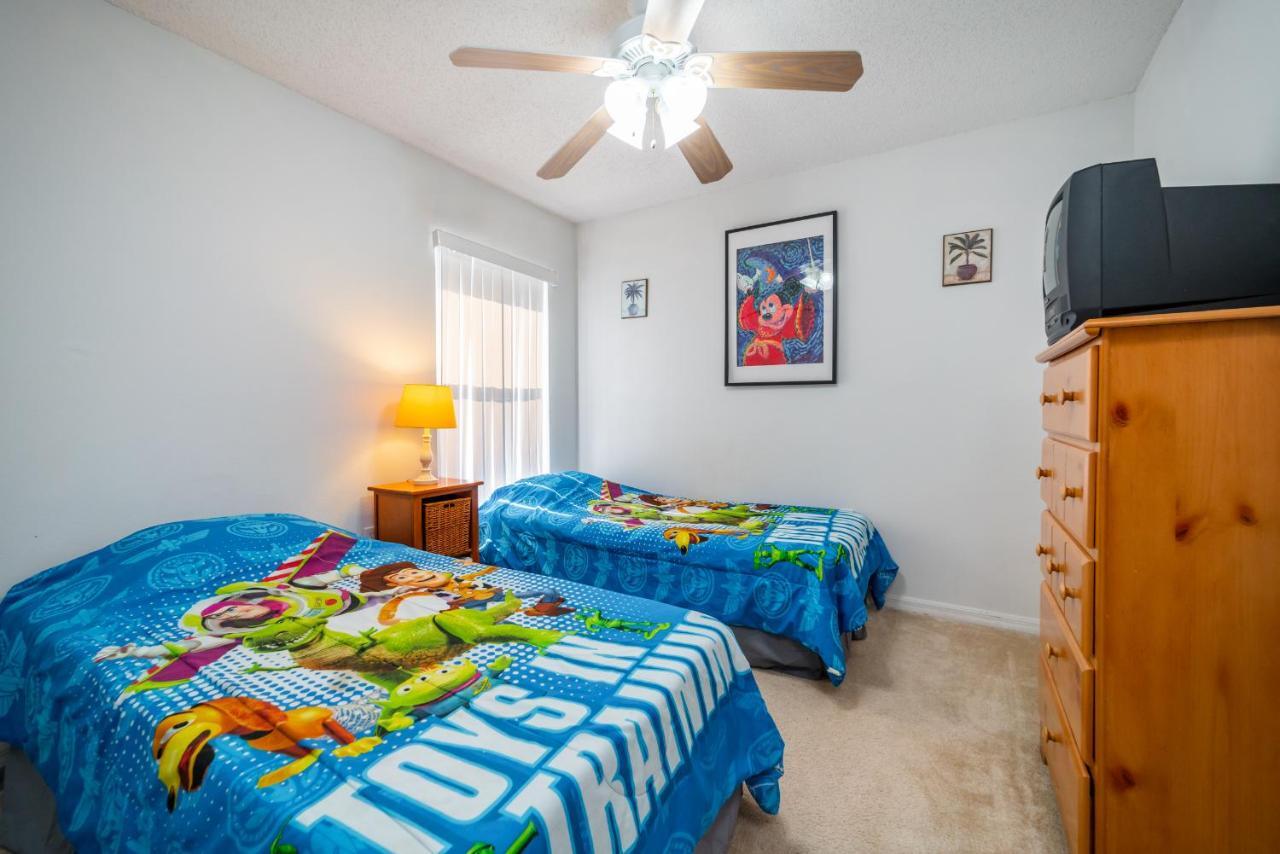 639 4-bed Vacation Near Holiday home Orlando