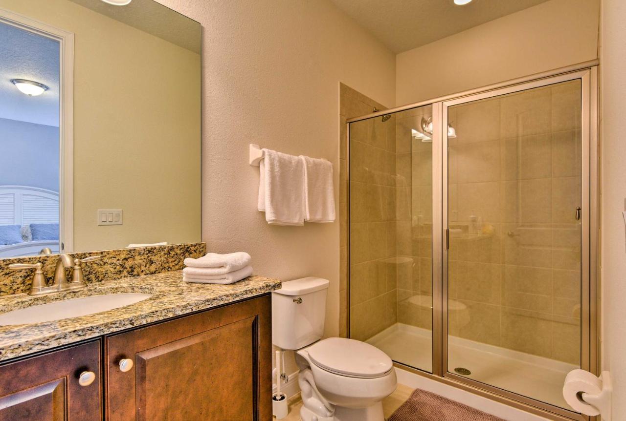 Holiday home Kissimmee Oasis With Patio About 5 Mi To Disney!