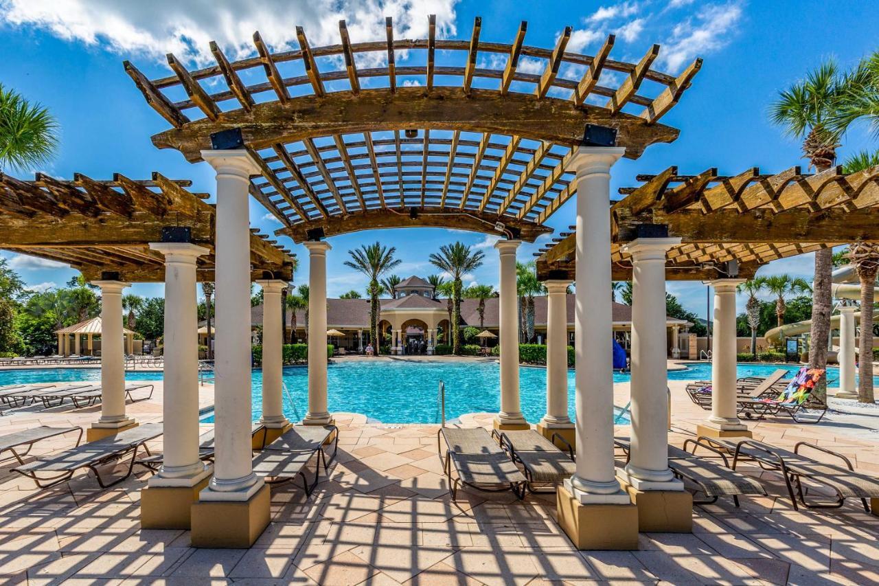 Spacious Kissimmee - 3 Mi To World! Holiday home Orlando