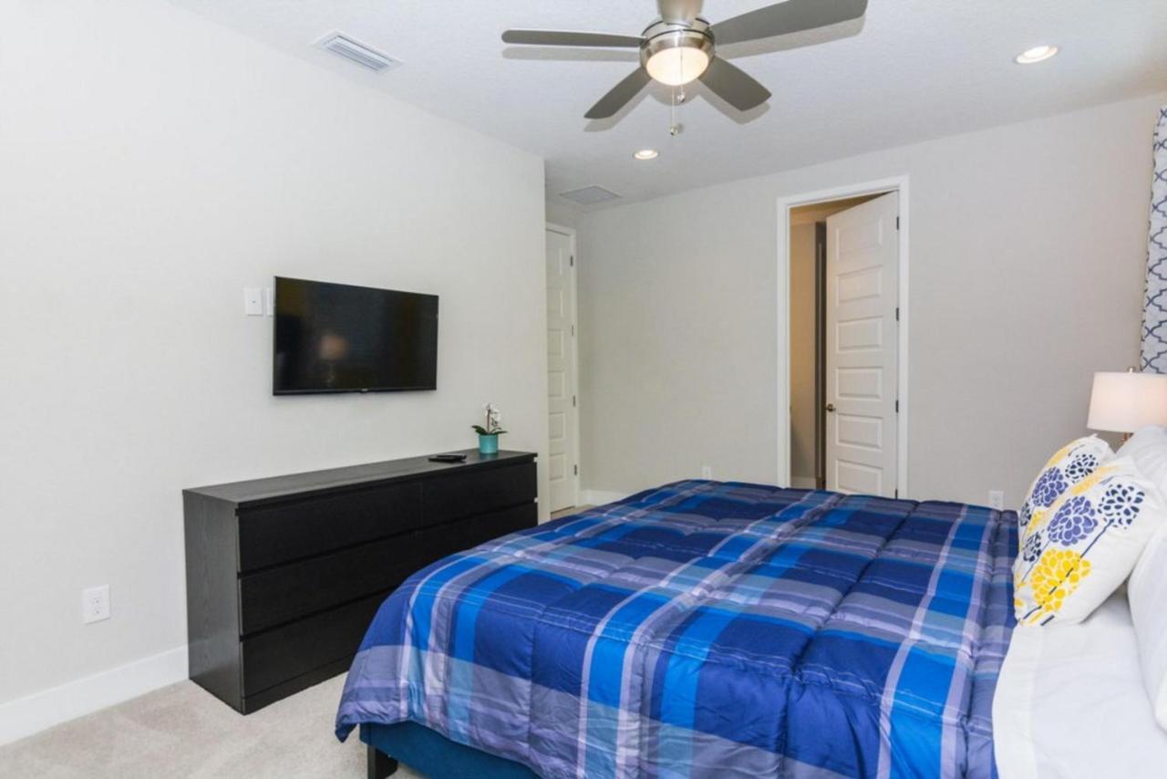 Amazing 6 Bedrooms With 6 And Private Pool At Encore Ec7483 Holiday home *