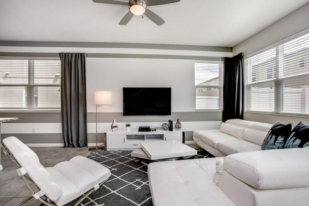 5128kway Amazing New Compass Bay *