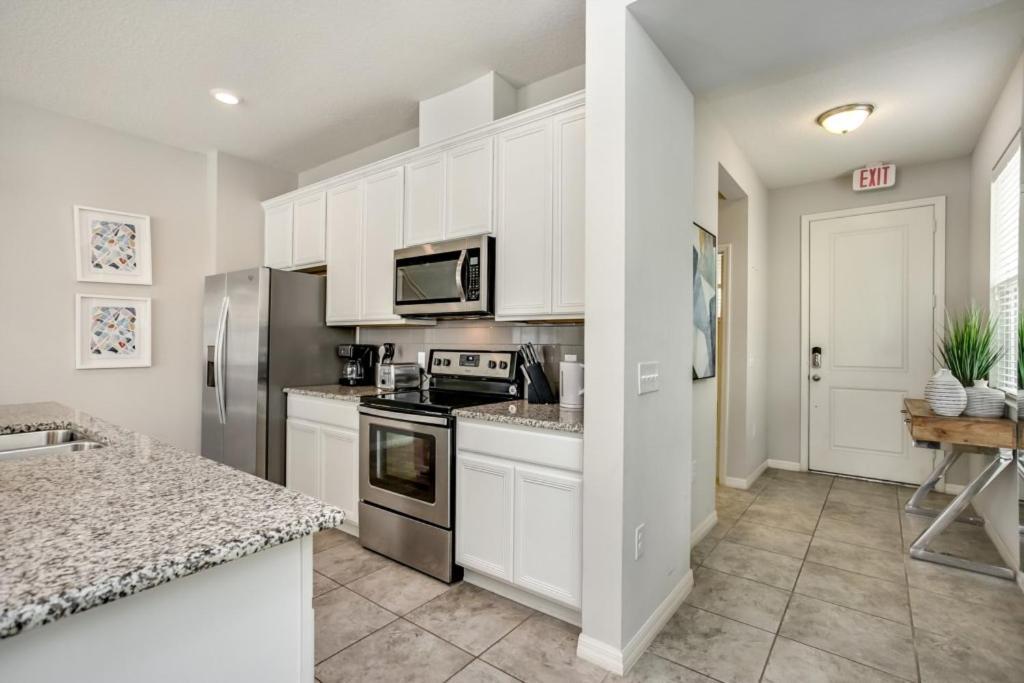 5128kway Amazing New Compass Bay *