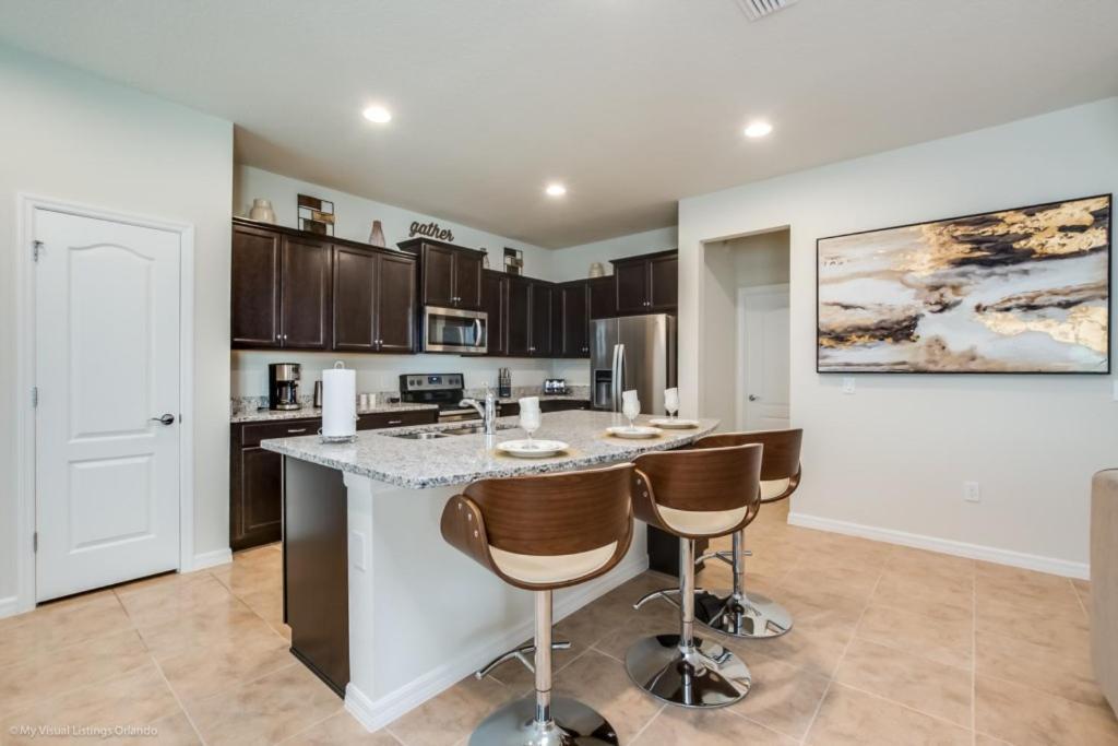 Exceptional 5bed 5ba Game Pool Spa1857n *