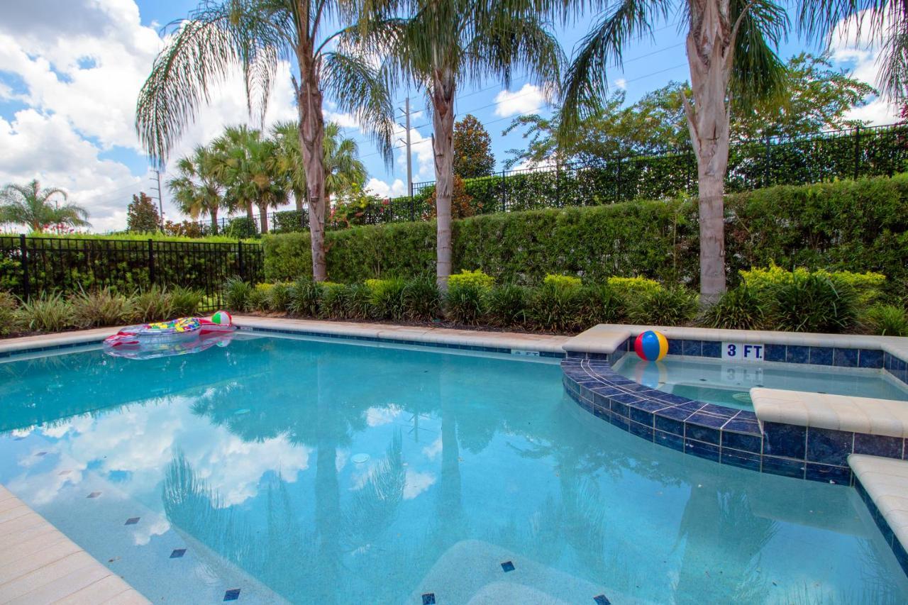 Encore 5 Bedroom Vacation With Pool Orlando